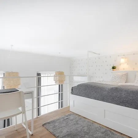 Bright Side Loft - Member Of The Funhouse Group * Budapeşte